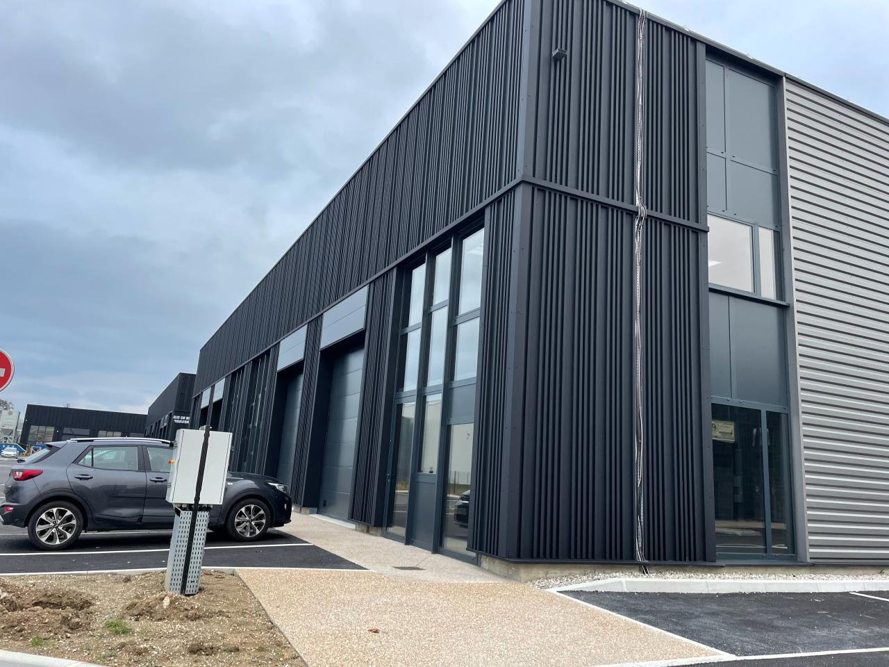 Local d'activité Trévoux 1313m² Vente local d'activité Trévoux Ain OVACT2310333 1